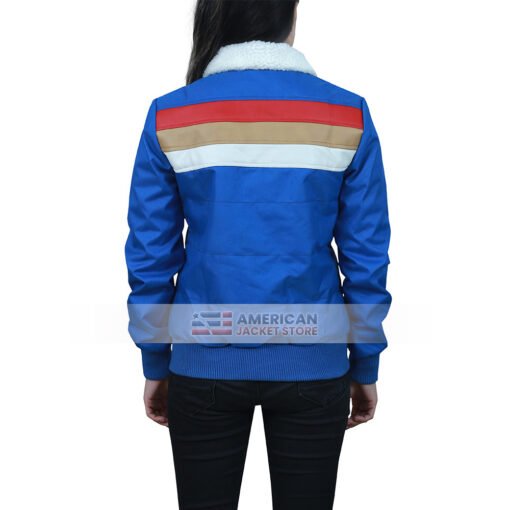 hailee-seventeen-steinfeld-blue-jacket